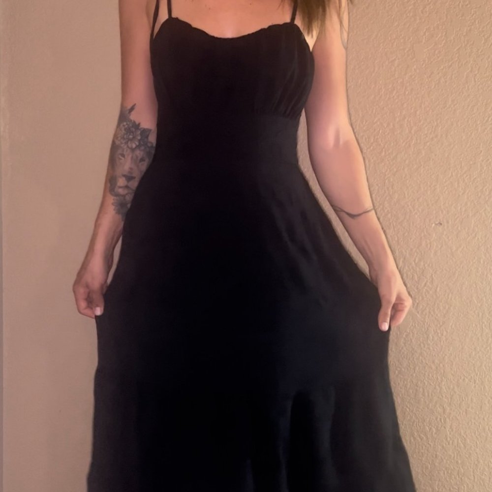 Brand New with tags black flowy classy dress